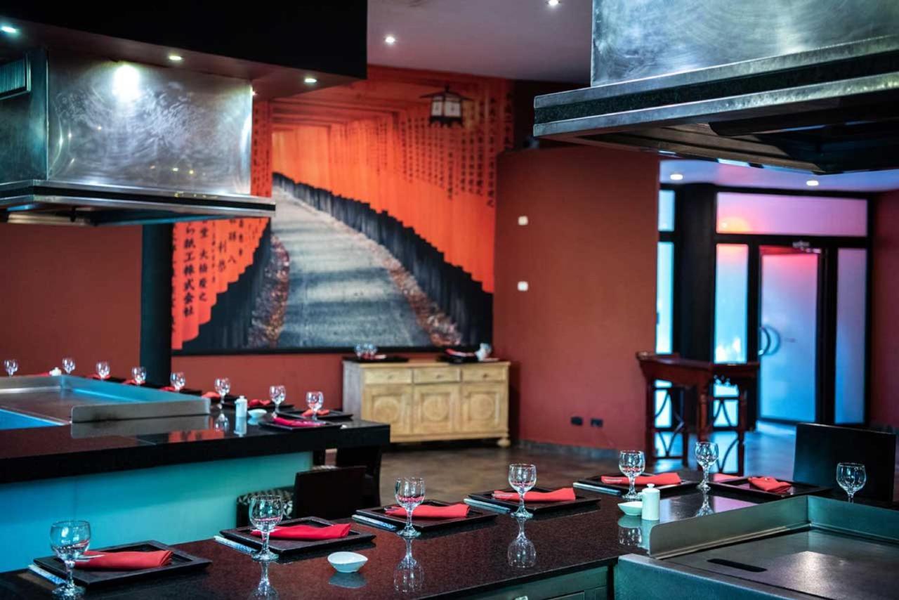 그랜드 시레니스 푼타 카나 리조트 카지노 앤 아쿠아게임스 - 올 인클루시브 Uvero Alto 외부 사진 The interior of the restaurant