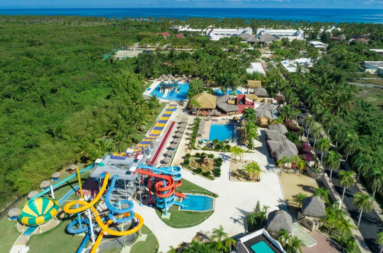 그랜드 시레니스 푼타 카나 리조트 카지노 앤 아쿠아게임스 - 올 인클루시브 Uvero Alto 외부 사진 Aerial view of the resort